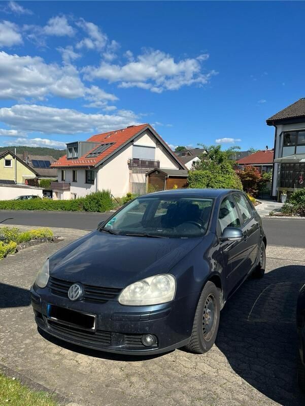 Blau Gebraucht 2006 VW Golf V Goal Kleinwagen | 1.000 € - Bild 1/4