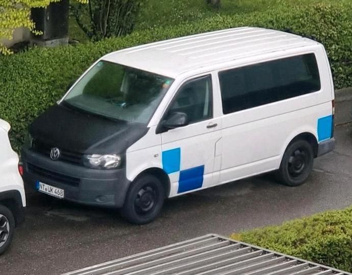 Weiß Gebraucht 2011 VW T5 Van | 9.750 € - Bild 1/4