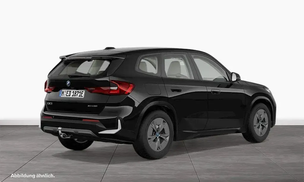 Gebraucht BMW iX1 Performance 200 kW (272 PS) 2023 Schwarz SUV