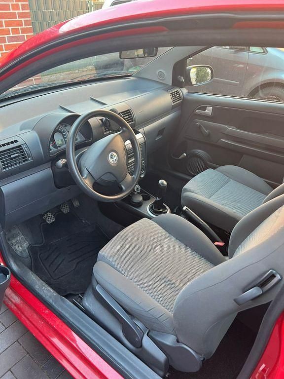 Second-hand VW Fox 54 CP (39 kW) 2009 Roșu Hatchback