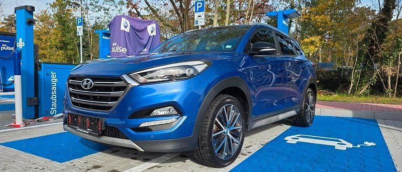 Blau Gebraucht 2018 Hyundai Tucson Passion SUV | 13.400 € (Fairer Preis) - Bild 1/4