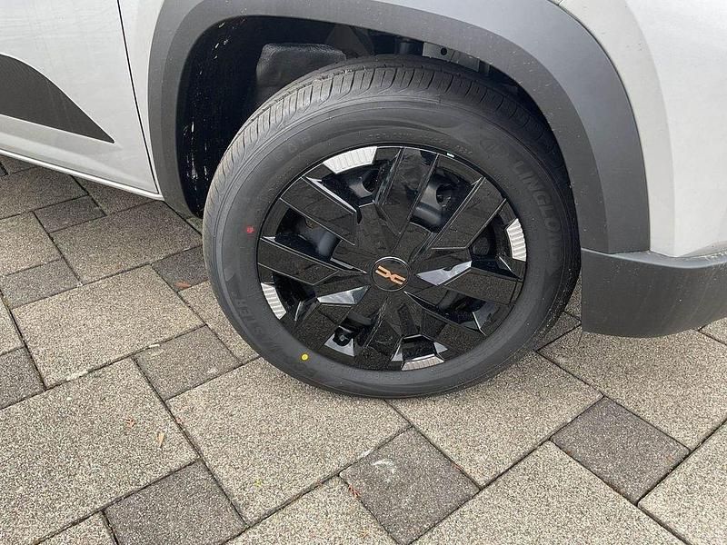 Gebraucht Dacia Spring Extreme 19 kW (26 PS) 2025 Silber Kleinwagen