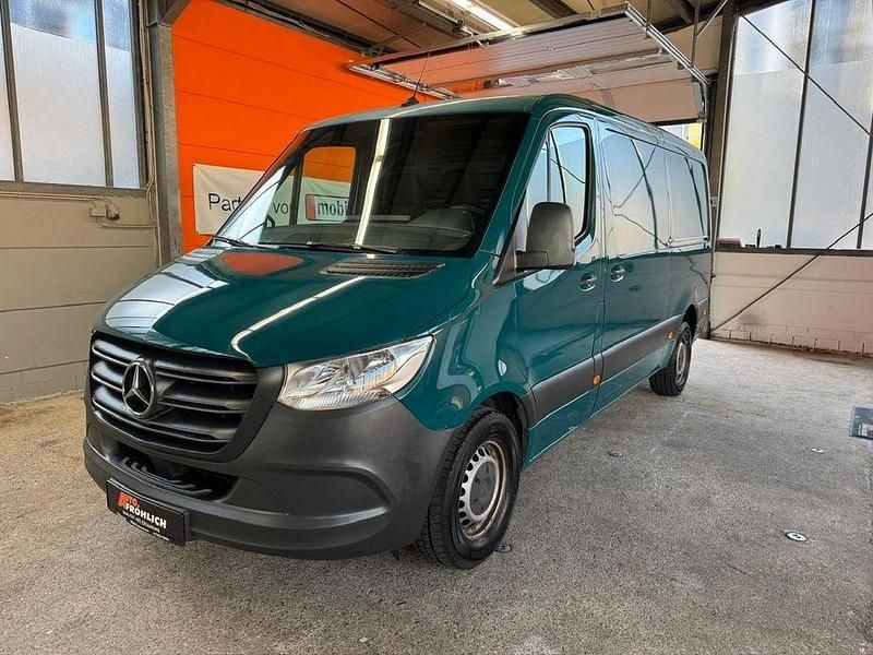 Grün Gebraucht 2019 Mercedes Sprinter Van | 15.999 € (Fairer Preis) - Bild 1/4