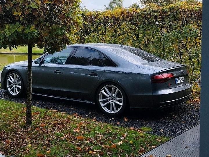 Gebraucht Audi S8 700 PS (514 kW) 2017 Grau Limousine