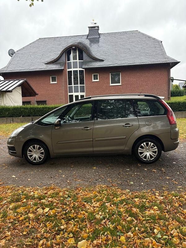 Beige Gebraucht 2011 Citroën C4 Picasso Exclusive Van / Kleinbus | 2.900 € (Guter Preis) - Bild 1/4