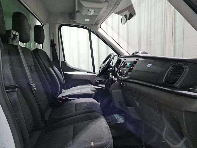 Gebraucht Ford Transit Trend 170 PS (125 kW) 2021 Weiß, frozen white