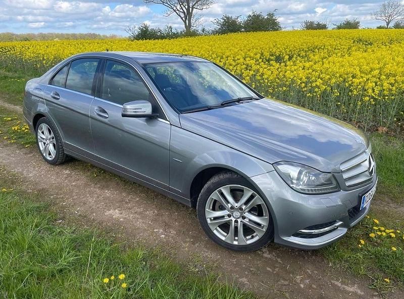 Gebraucht Mercedes C200 Avantgarde 184 PS (135 kW) 2012 Grau Limousine