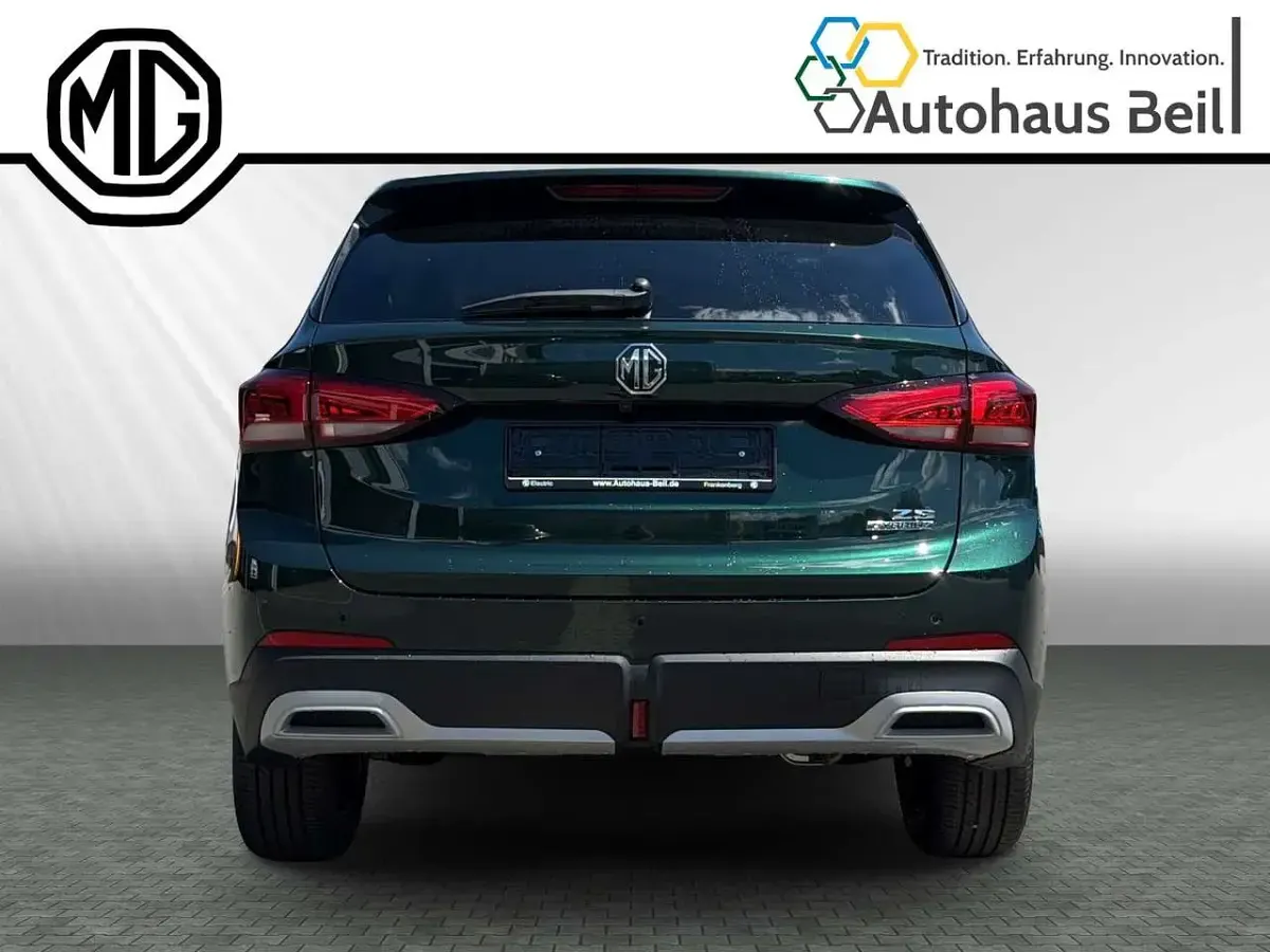 Neu MG ZS Luxury 102 PS (75 kW) 2026 Emerald green SUV
