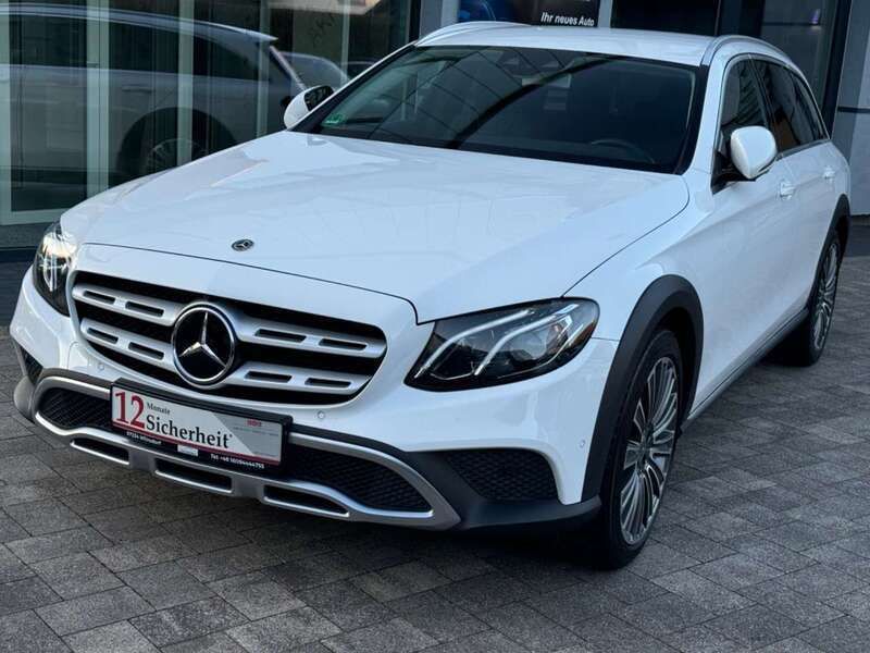 Weiß Gebraucht 2018 Mercedes E350 Kombi | 29.990 € (Etwas zu teuer) - Bild 1/4