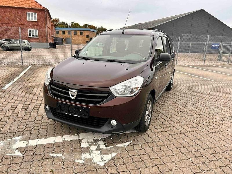 Braun Gebraucht 2016 Dacia Lodgy Ambiance Van / Kleinbus | 4.400 € (Guter Preis) - Bild 1/4