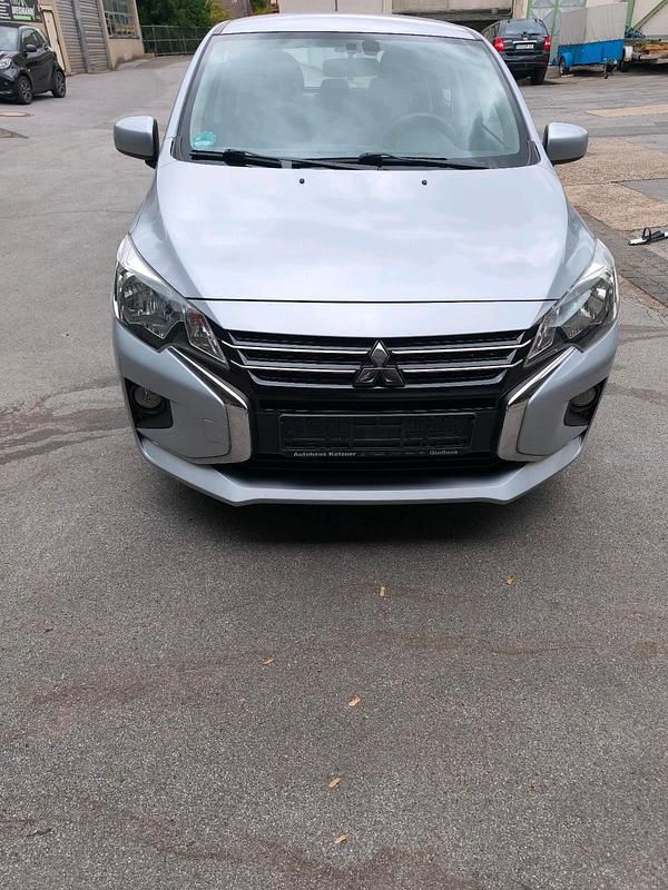 Silber Gebraucht 2022 Mitsubishi Space Star Kleinwagen | 7.500 € (Guter Preis) - Bild 1/4