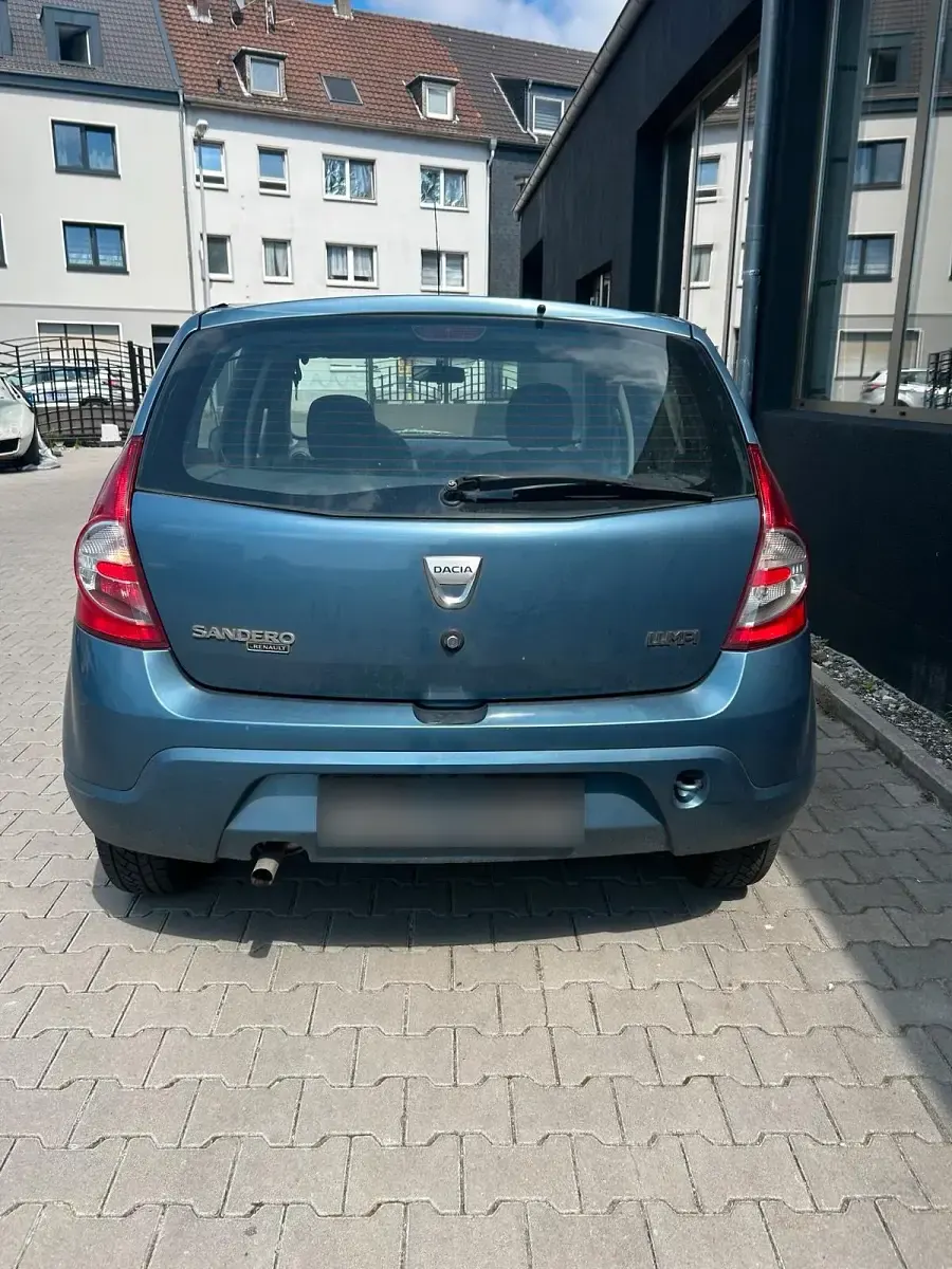 Gebraucht Dacia Sandero 75 PS (55 kW) 2008 Blau Kleinwagen