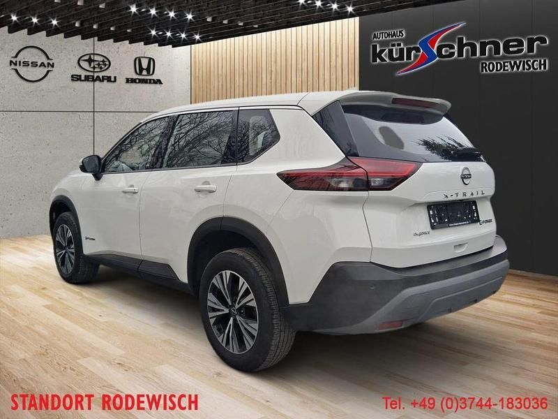 Gebraucht Nissan X-Trail Acenta 158 PS (116 kW) 2023 Weiß SUV
