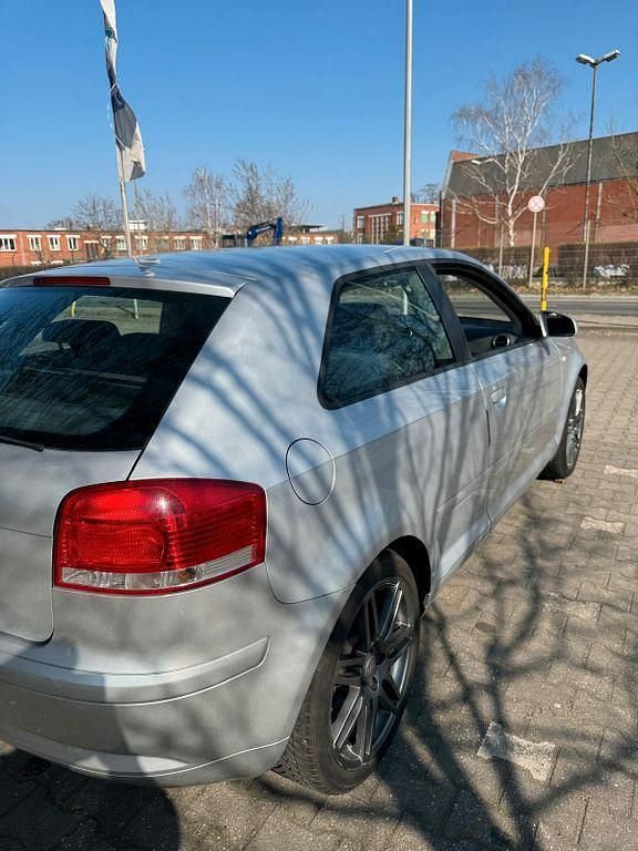 Gebraucht Audi A3 Ambition 102 PS (75 kW) 2007 Silber Kleinwagen