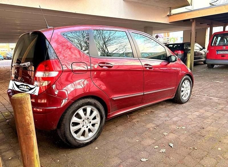 Gebraucht Mercedes A200 116 PS (85 kW) 2007 Rot Limousine