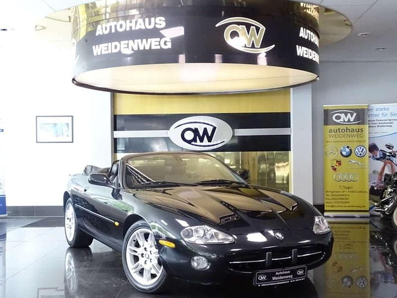 Gebraucht Jaguar XK8 284 PS (208 kW) 2003 Schwarz metallic Cabrio