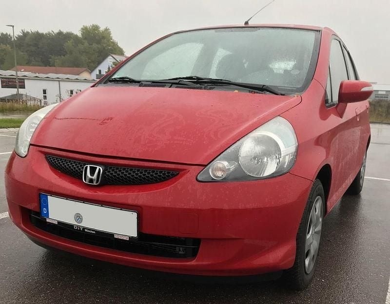 Rot Gebraucht 2005 Honda Jazz Kleinwagen | 2.900 € (Fairer Preis) - Bild 1/4