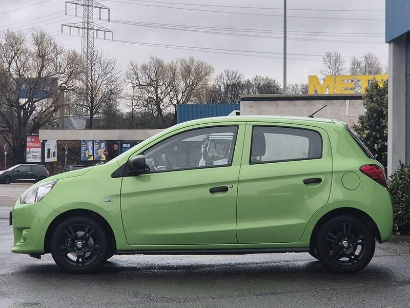 Gebraucht Mitsubishi Space Star Classic Collection 71 PS (52 kW) 2014 Grün Van / Kleinbus