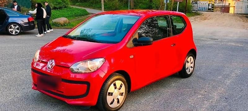 Second-hand VW up! 75 CP (55 kW) 2012 Roșu Hatchback