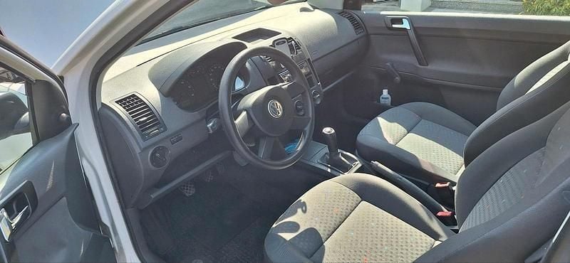 Gebraucht VW Polo 75 PS (55 kW) 2003 Weiß Kleinwagen