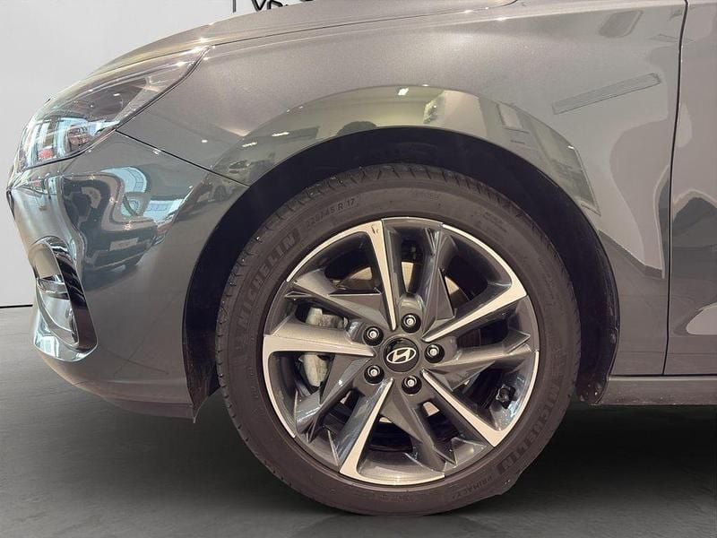 Gebraucht Hyundai i30 Edition 101 PS (74 kW) 2024 Grün Kombi