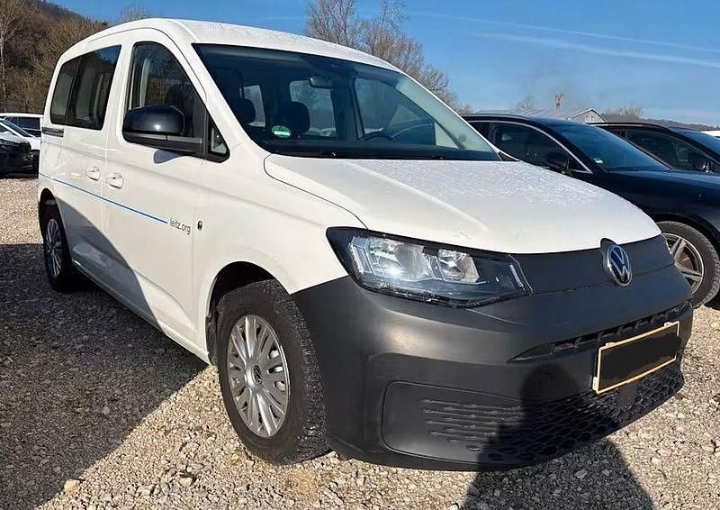 Gebraucht VW Caddy 102 PS (75 kW) 2022 Weiß Van / Kleinbus