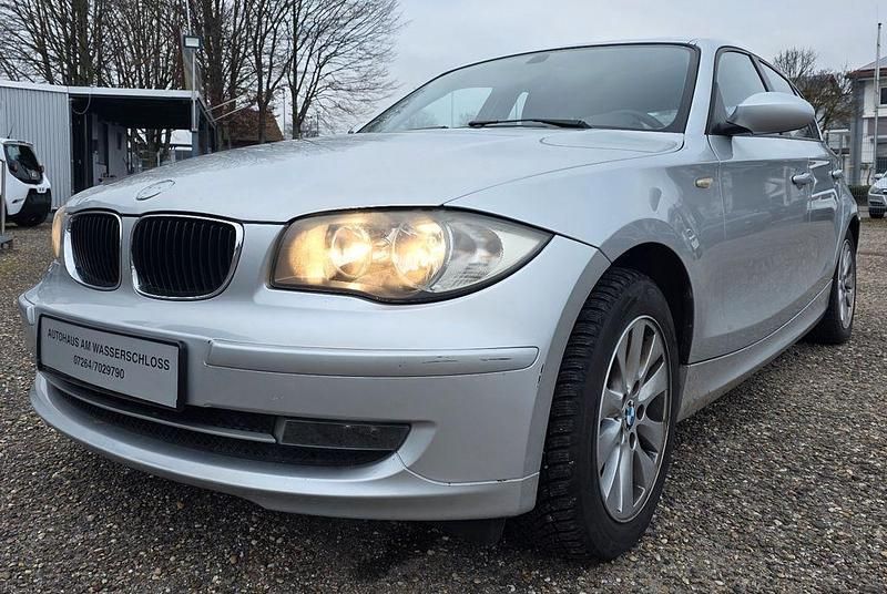 Blau Gebraucht 2007 BMW 118 Efficient Dynamics Kleinwagen | 1.995 € (Superpreis) - Bild 1/4