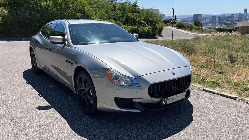 Silber Gebraucht 2014 Maserati Quattroporte Limousine | 39.990 € - Bild 1/4