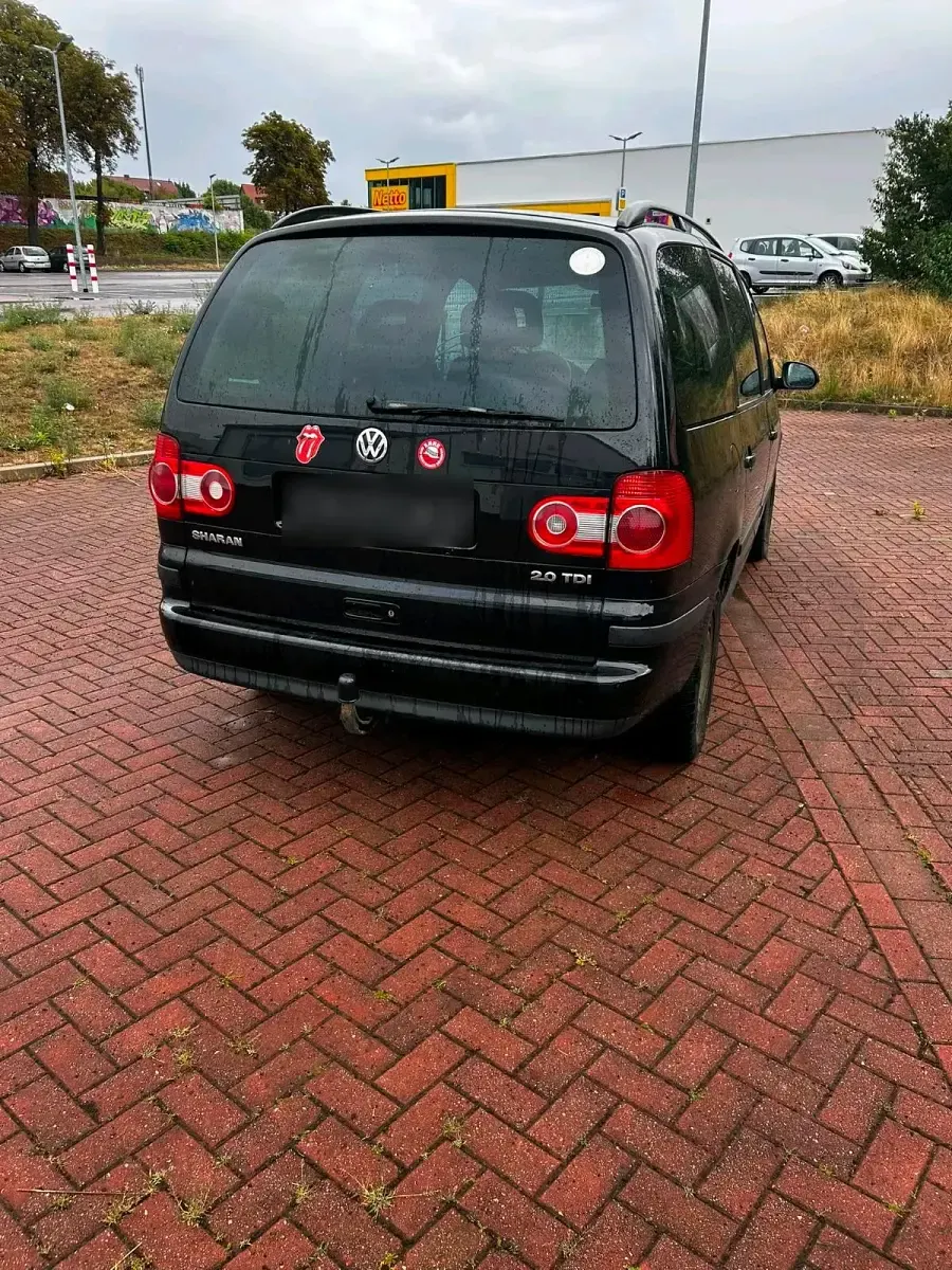 Gebraucht VW Sharan 140 PS (102 kW) 2007 Schwarz Van / Kleinbus