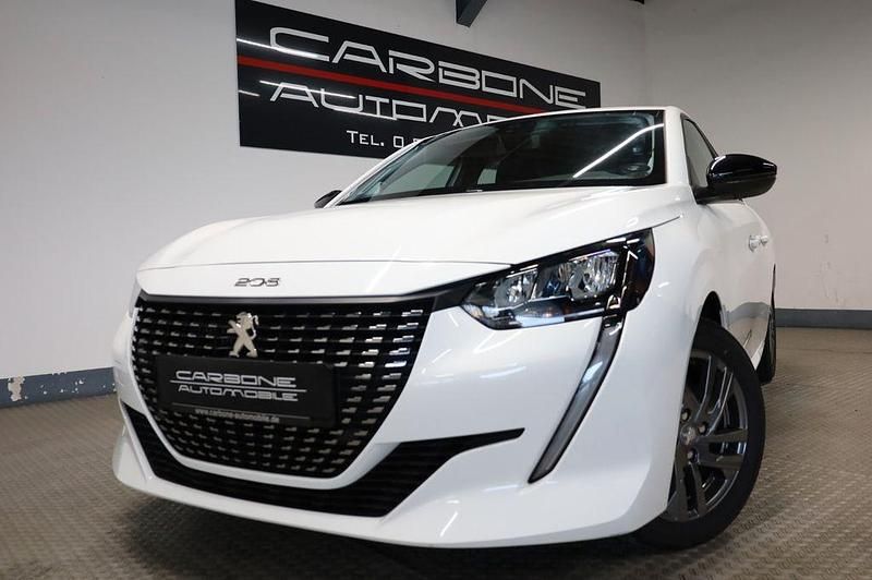 Gebraucht Peugeot 208 Active 101 PS (74 kW) 2022 Weiß Kleinwagen