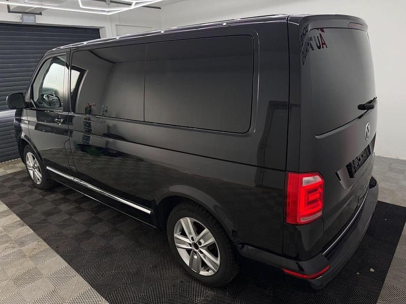 Second-hand VW Multivan 204 CP (150 kW) 2016 Negru Monovolum