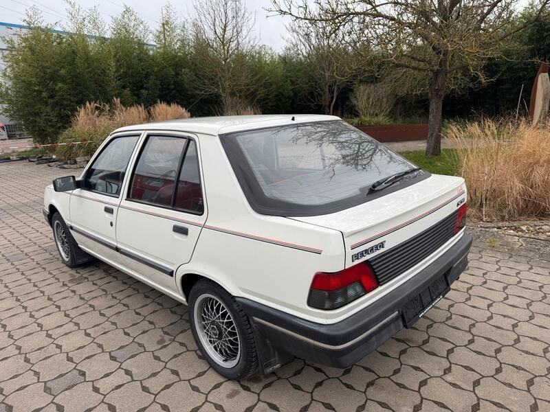 Gebraucht Peugeot 309 60 PS (44 kW) 1991 Weiß Kleinwagen