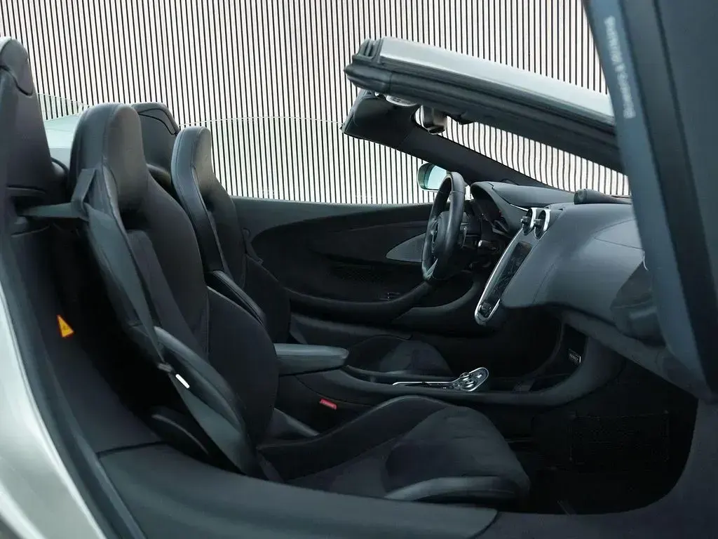 Gebraucht McLaren 600LT Spider 600 PS (441 kW) 2020 Grau Cabrio