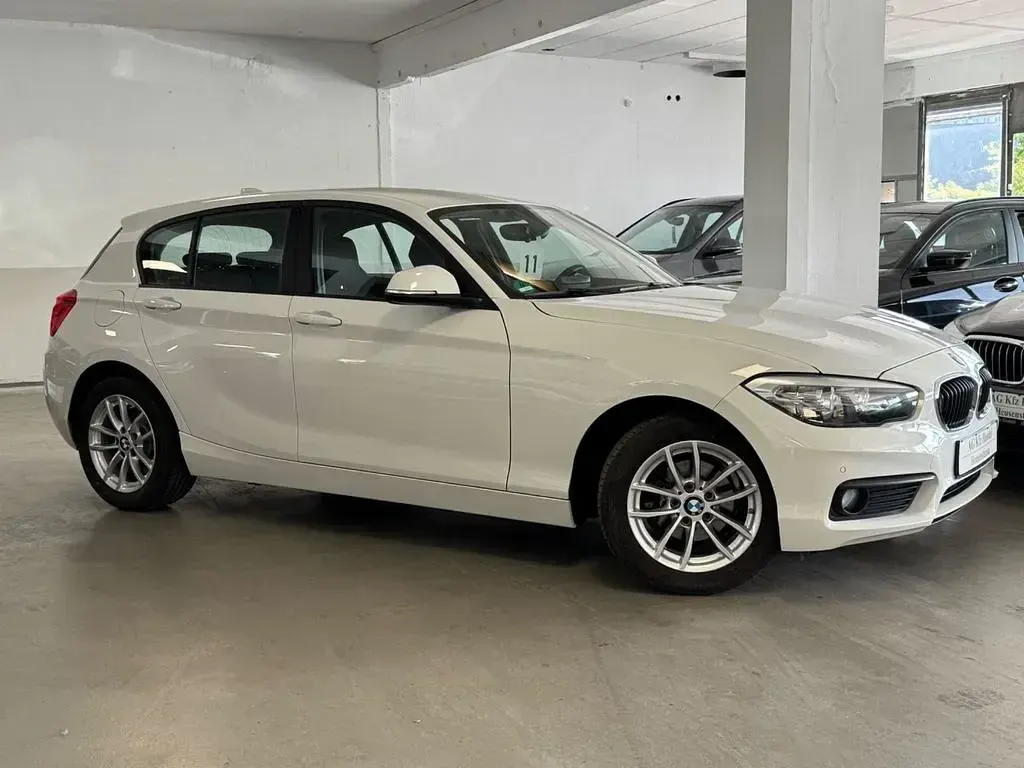 Gebraucht BMW 116 Advantage 116 PS (85 kW) 2017 Weiß Kleinwagen