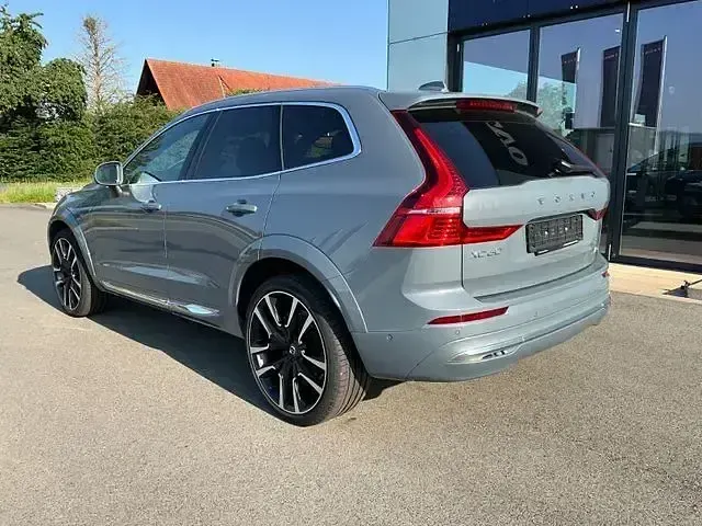 Gebraucht Volvo XC60 Ultimate 335 PS (246 kW) 2023 Grau SUV