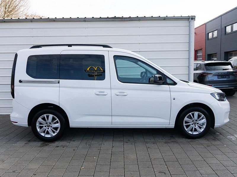Neu VW Caddy 114 PS (83 kW) 2025 Candyweiß Van / Kleinbus