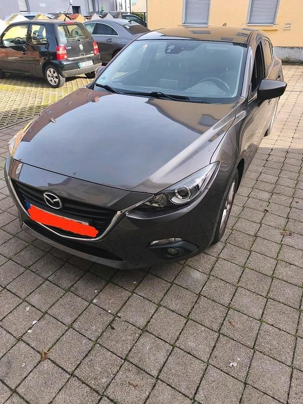 Braun Gebraucht 2016 Mazda 3 Limousine | 6.700 € (Superpreis) - Bild 1/4