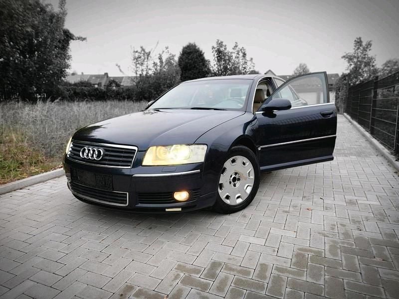 Blau Gebraucht 2004 Audi A8 S-Line Limousine | 4.399 € (Teuer) - Bild 1/4