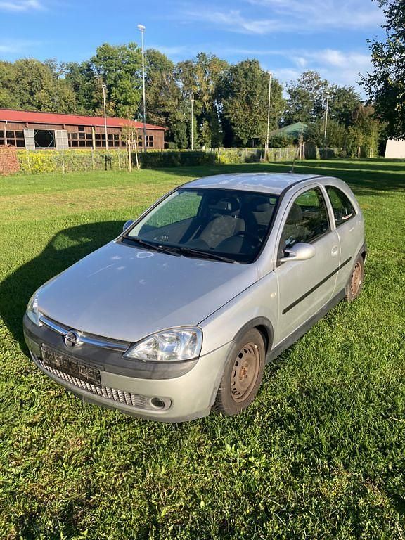 Silber Gebraucht 2003 Opel Corsa Limousine | 1.500 € (Superpreis) - Bild 1/4