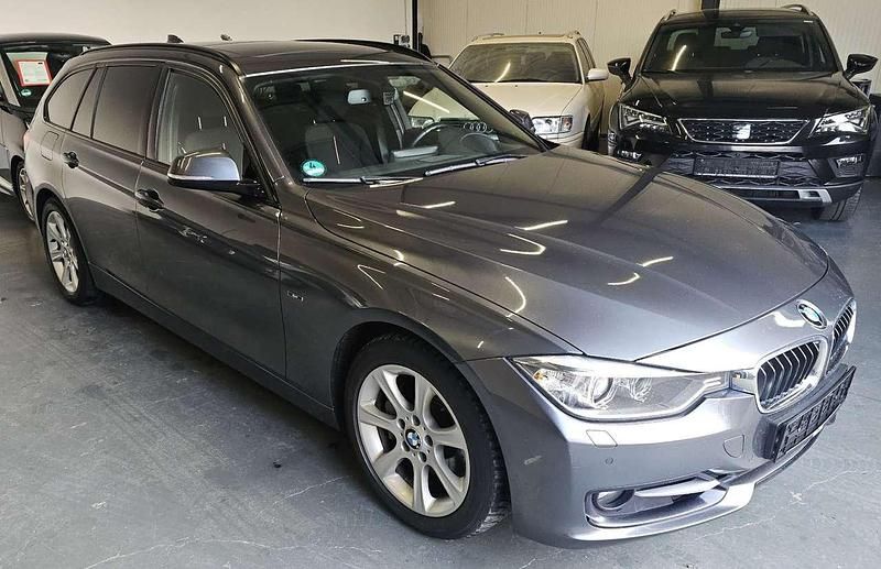 Gebraucht BMW 330 M Performance 286 PS (210 kW) 2013 Mineralgrau metallic Kombi