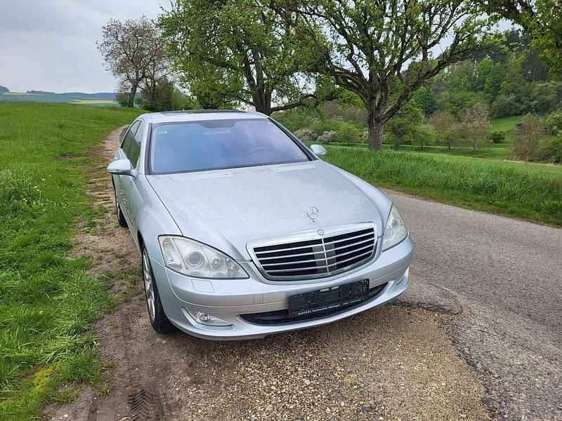 Gebraucht Mercedes S350 272 PS (200 kW) 2005 Iridiumsilber  metalliclack Limousine