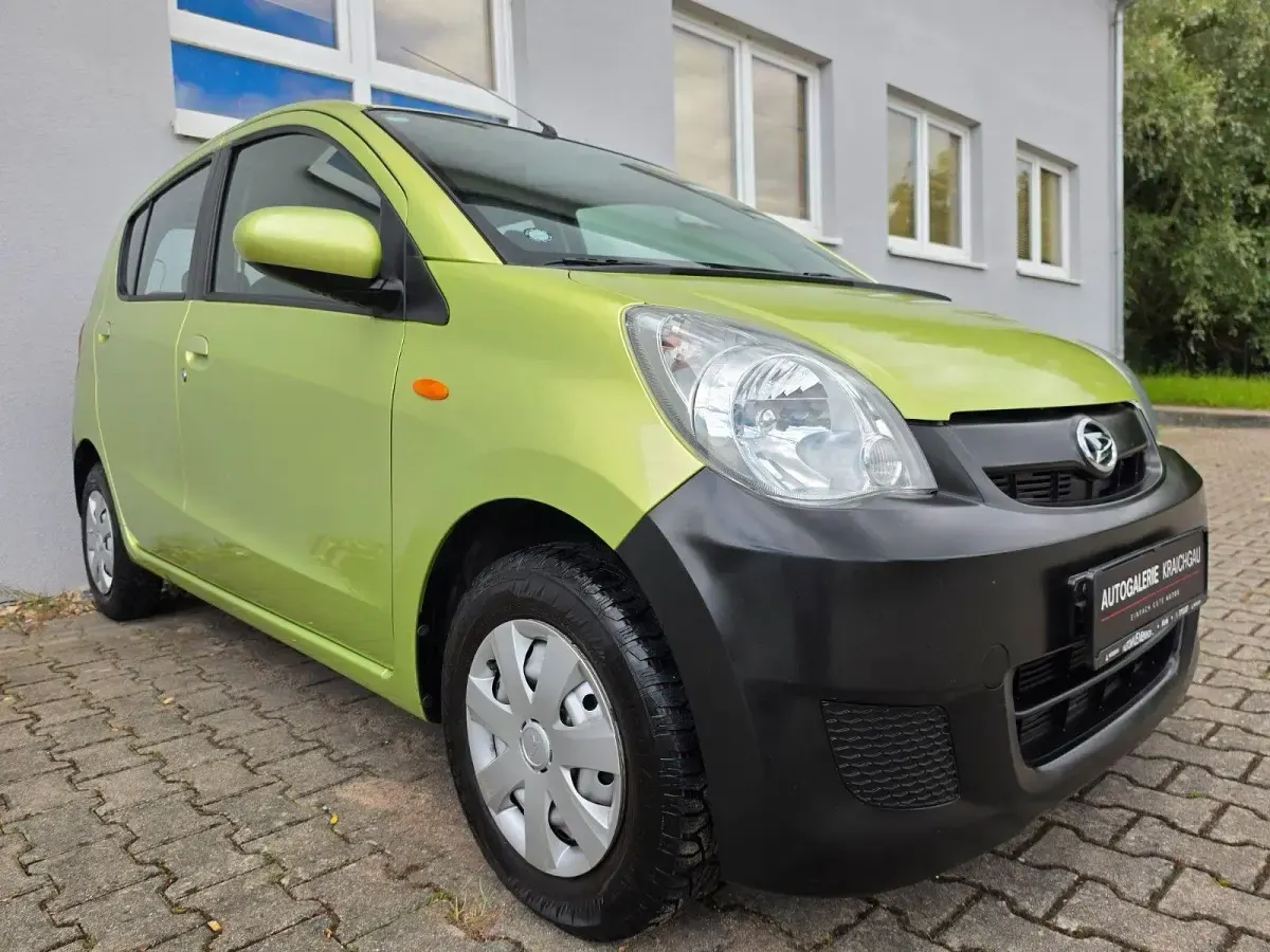Gebraucht Daihatsu Cuore 69 PS (50 kW) 2009 Grün Kleinwagen