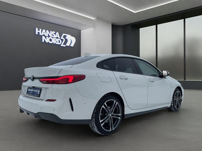 Gebraucht BMW 218 M Sport 136 PS (100 kW) 2023 Weiß Coupé