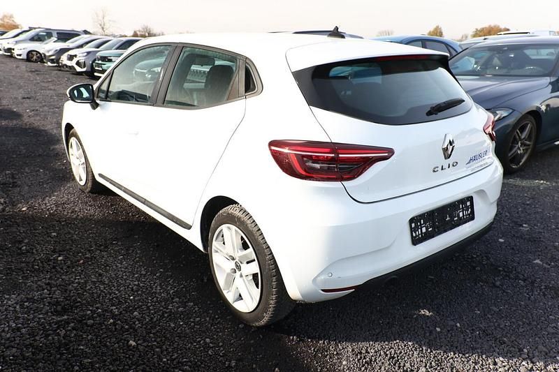 Gebraucht Renault Clio V Business 91 PS (66 kW) 2022 Weiss Kleinwagen