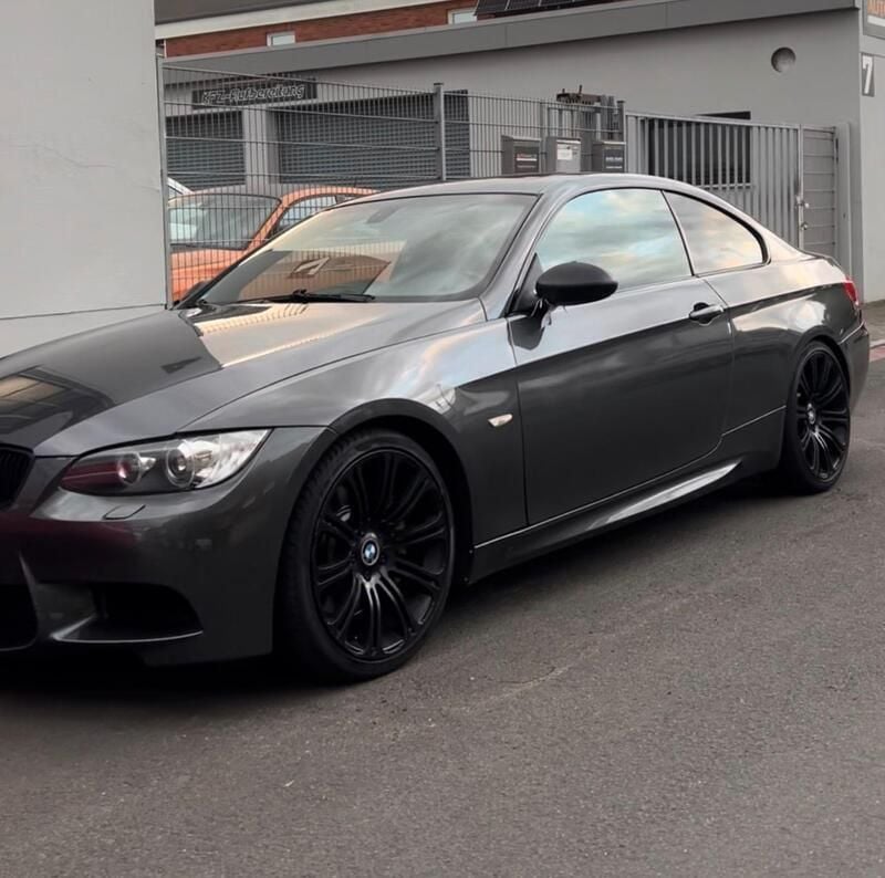 Grau Gebraucht 2008 BMW 335 Coupé | 10.000 € (Superpreis) - Bild 1/4