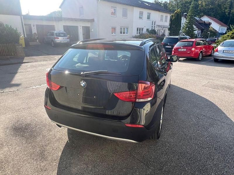 Gebraucht BMW X1 150 PS (110 kW) 2011 Schwarz SUV