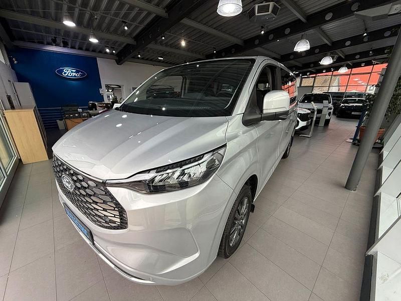 Neu Ford Tourneo 160 kW (218 PS) 2025 Silber Van / Kleinbus