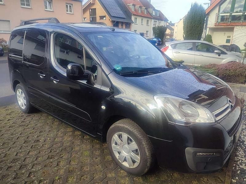 Schwarz Gebraucht 2015 Citroën Berlingo Van / Kleinbus | 5.300 € (Guter Preis) - Bild 1/4
