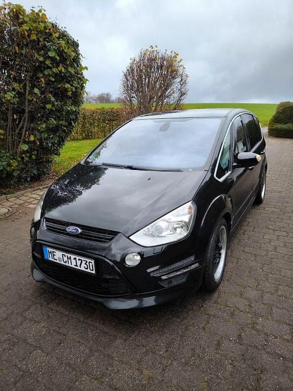 Gebraucht Ford S-MAX Titanium 203 PS (149 kW) 2011 Schwarz Van / Kleinbus