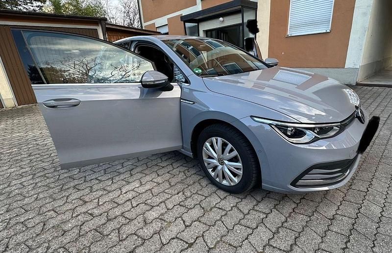 Gebraucht VW Golf VII Style 150 PS (110 kW) 2020 Grau Limousine